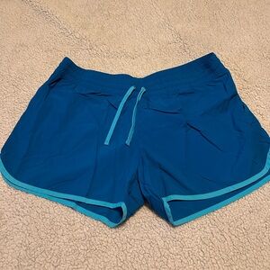 Columbia Women’s Teal and Mint Hiking Shorts -Size XL